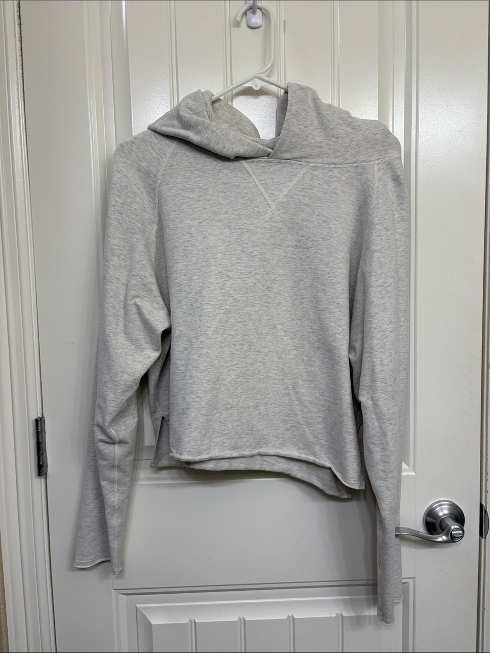 lululemon athletica Light Heather Gray Cream Hooded Cropped Pullover Hoodie